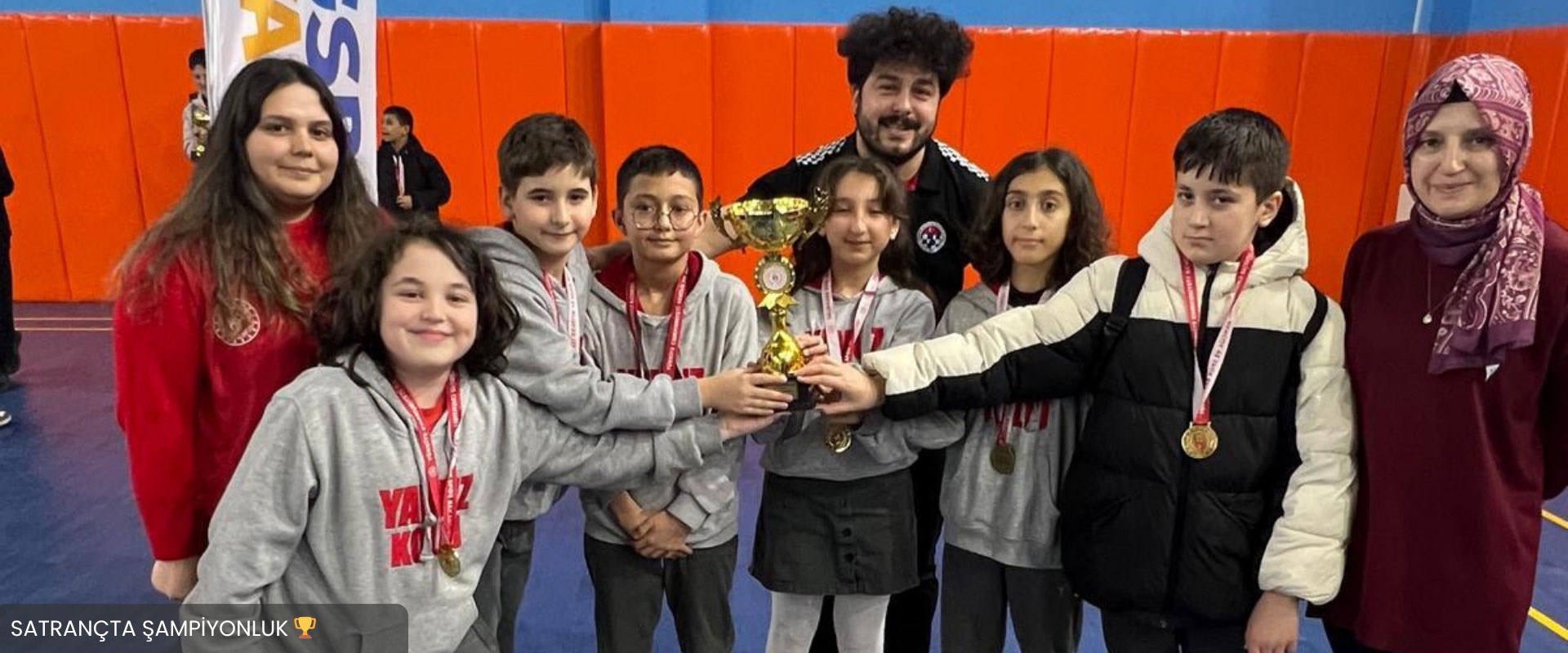 MİNİKLER SATRANÇ MÜSABAKALARINDA ŞAMPİYON YAVUZ KOLEJ