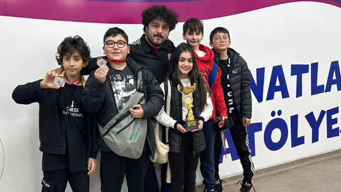 KULÜBÜMÜZLE BAŞARILARA DEVAM EDİYORUZ